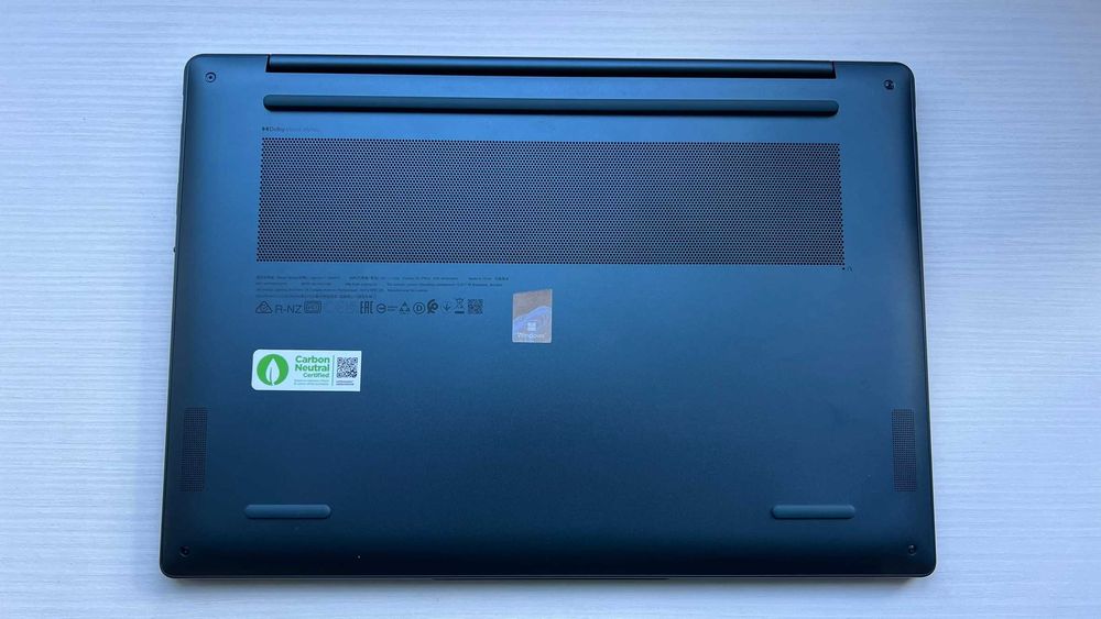 Лаптоп Lenovo Yoga Slim 7