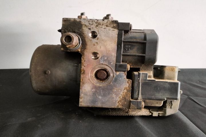 Pompa Abs 8200178156 0265216955 0273004679 Renault Megane prima gener