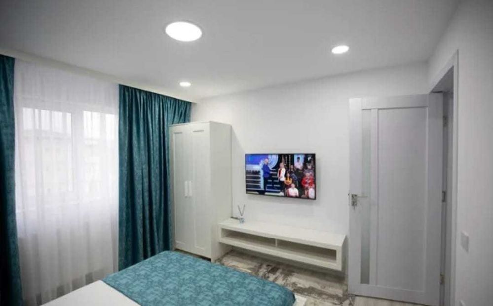 Apartament cu 3 camere