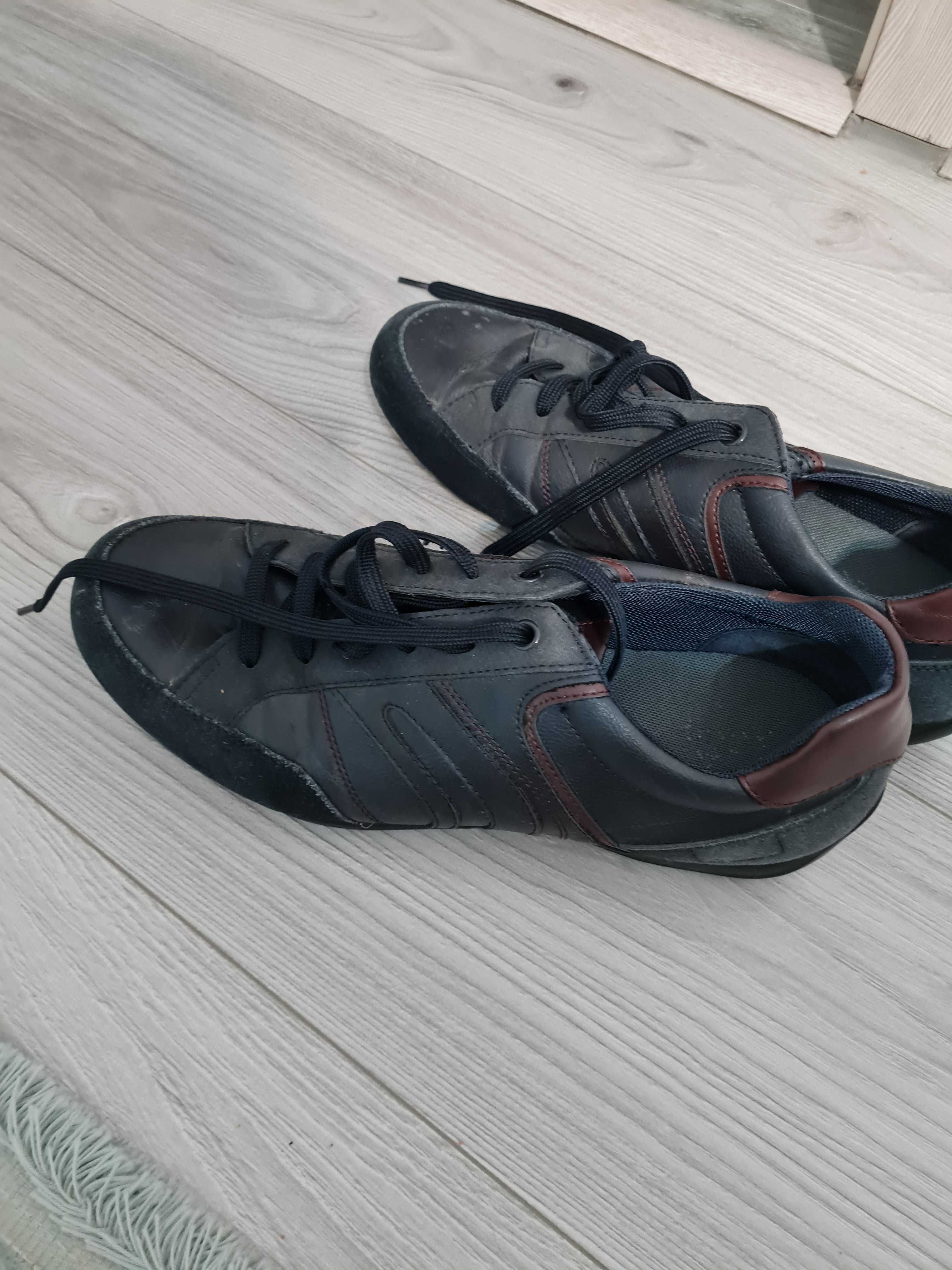 Mocasini adidasi pantofi piele intoarsa 42