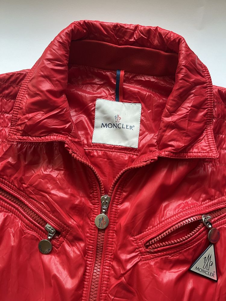 MONCLER : Дамско преходно яке размер 5 или ХЛ / Оригинал