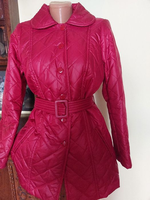 Jacheta noua  din fâș matlasat cu dublura de lâna, usoara si calduroas