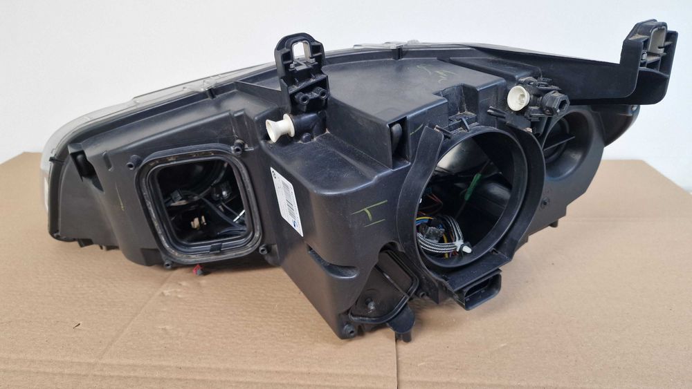 БМВ Х5 Е70 ксенон ксенонов фар ФЕЙСЛИФТ BMW X5 E70 LCi xenon desen far
