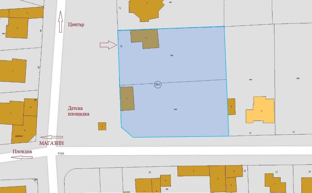 Дворно мястo 2 дка в с. Труд