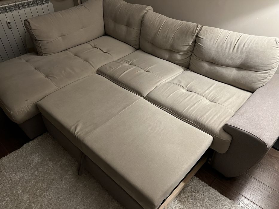 Разтегателен ъглов диван