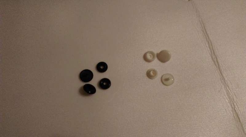 ТИК-ТАК копчета, пластмасови, черни, 5 мм