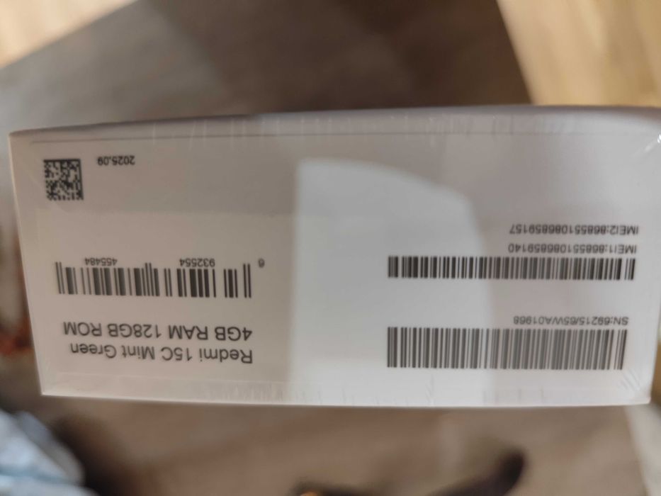 Продава чисто нов Redmi 15C 8GB ram 128 GB