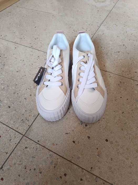 Спортни обувки Fila