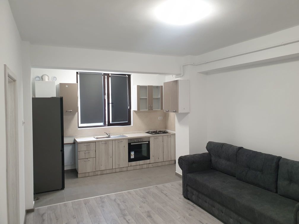Închiriez apartament 2 camera, 48mp zona Valea Lupului,Perla Rezidenți