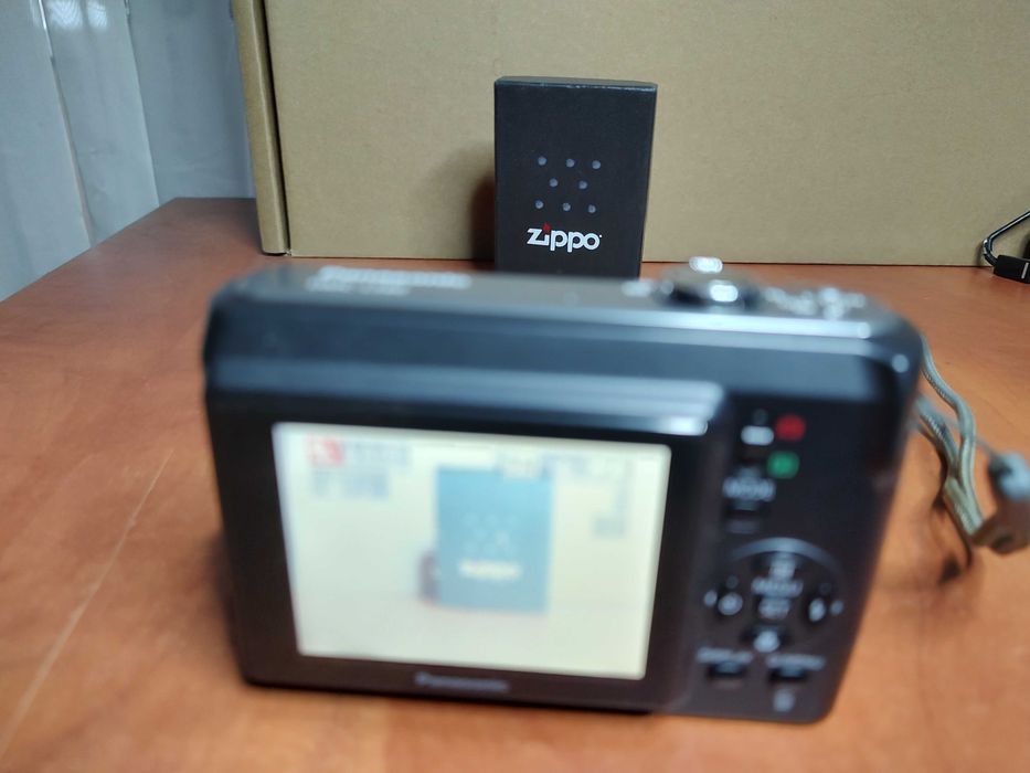 Aparat foto digital Panasonic DMC-LS80  negru