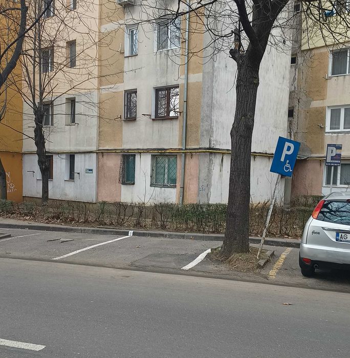 proprietar vând apartament 2 camere