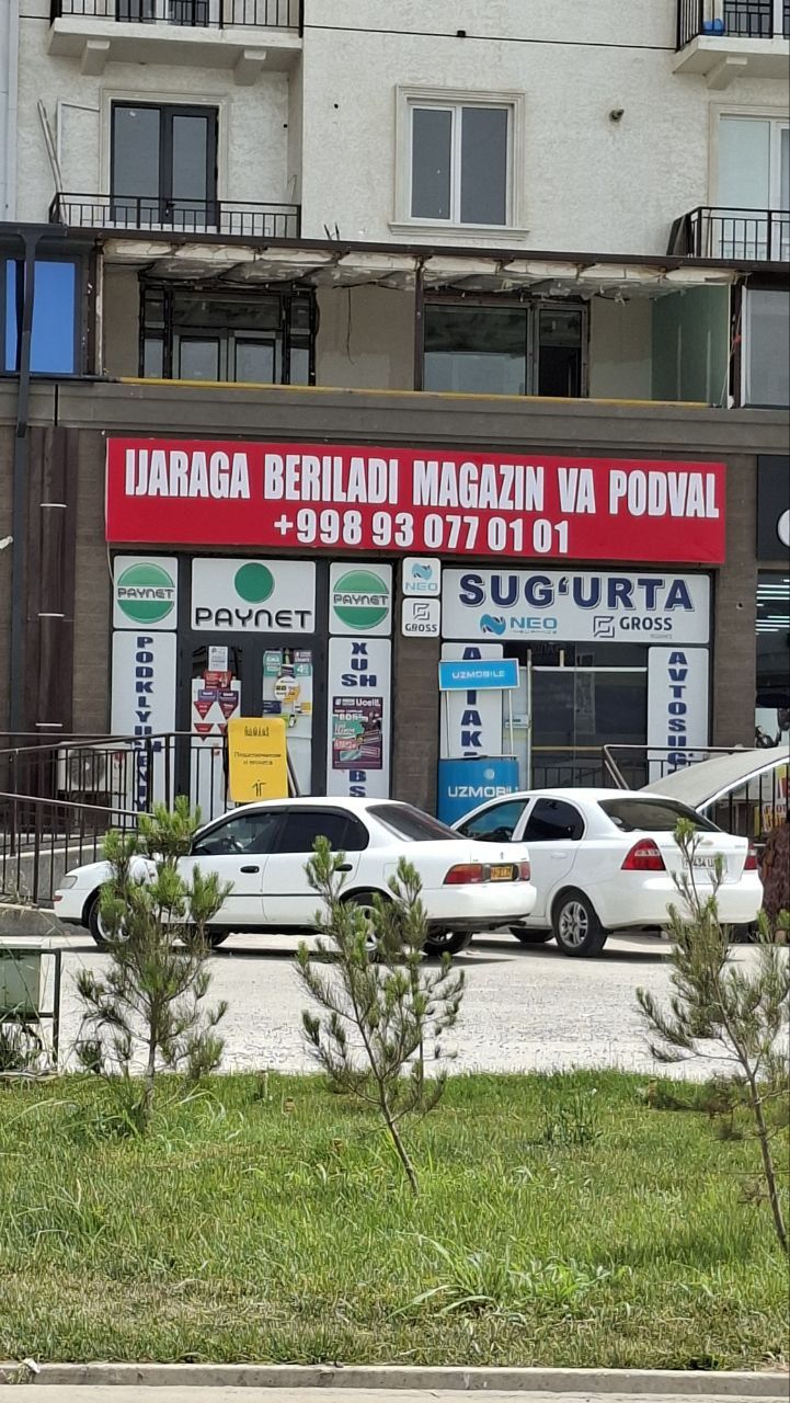 Yaxshil dunyo savdo majmuasi roparasi