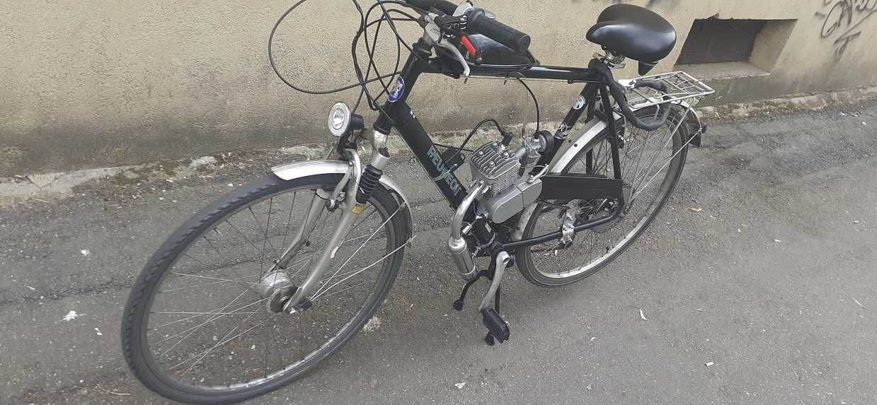 bicicleta peugeot cu motor 2T pe benzina