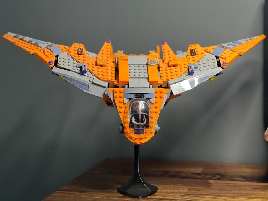 Поставка за LEGO кораб от Междузвездни войни