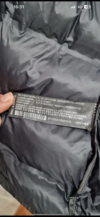 Vând geacă fâș marca Pull&Bear