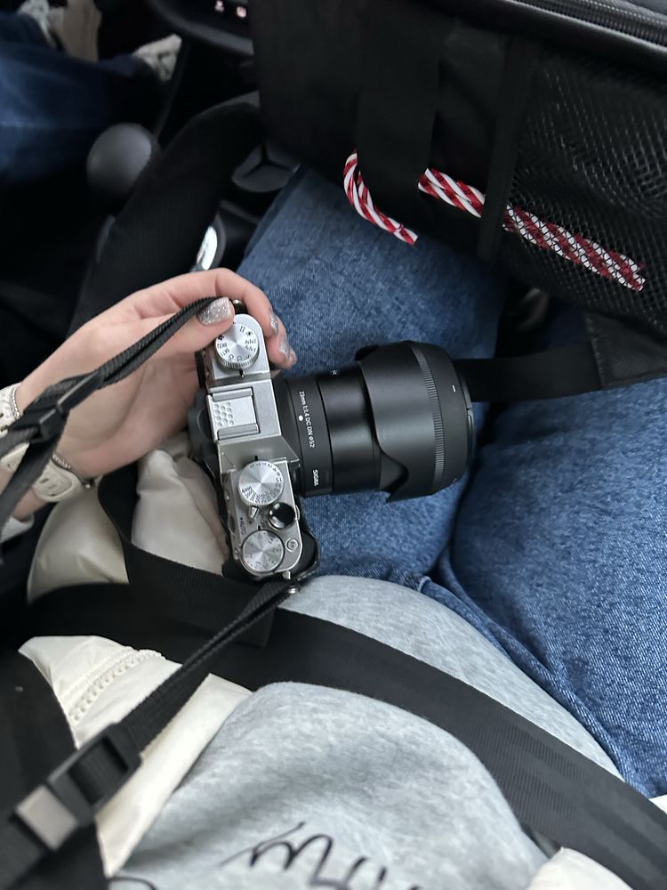Продается объектив sigma 23 mm f1.4