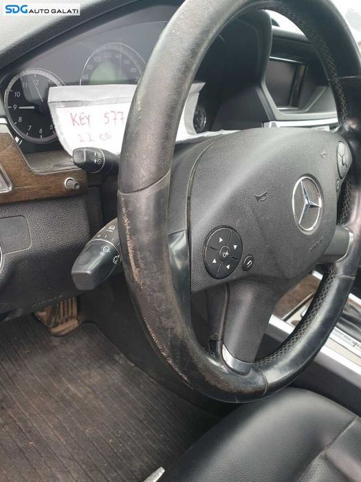 Volan Piele 4 Spite cu Uzura FARA Airbag AMG Mercedes Clasa E Class W212 E180 E200 E220 E250 E300 E320 2009 - 2016 [C8438]