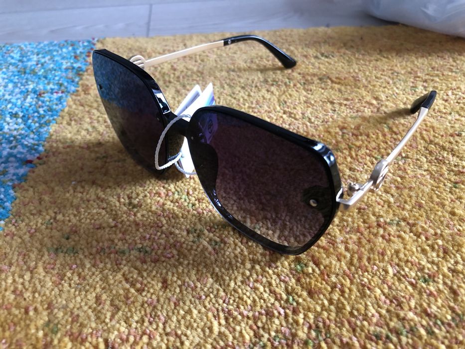 Ochelari de soare Carrera ,kim kardashian