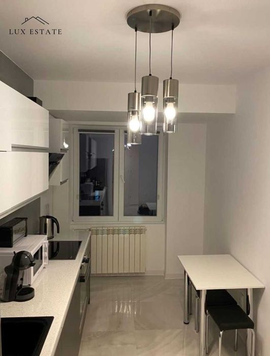 Двустаен апартамент София Център