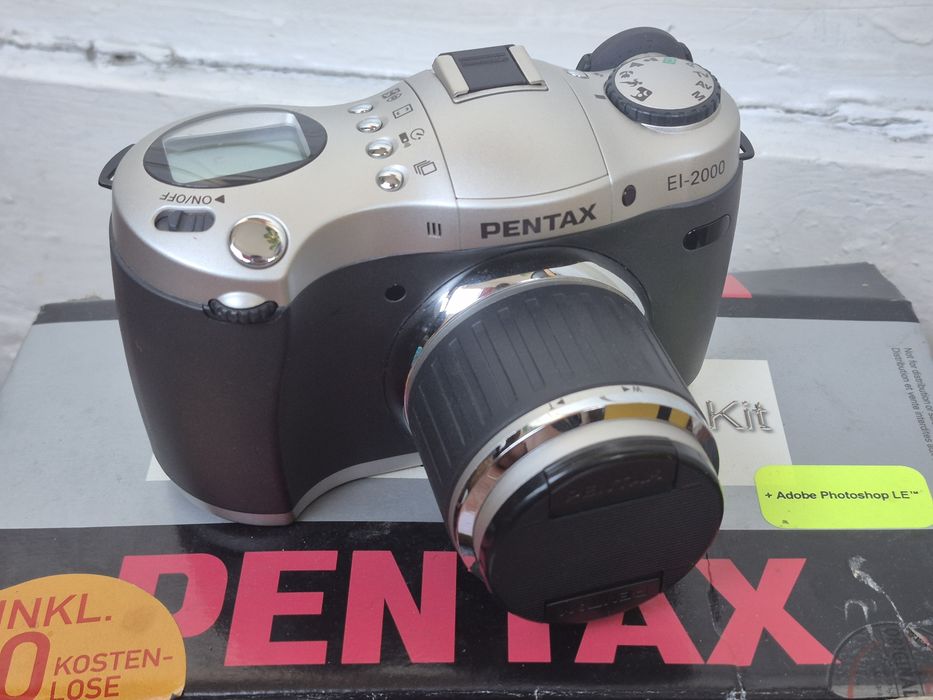 Aparat foto digital vintage Pentax El 2000