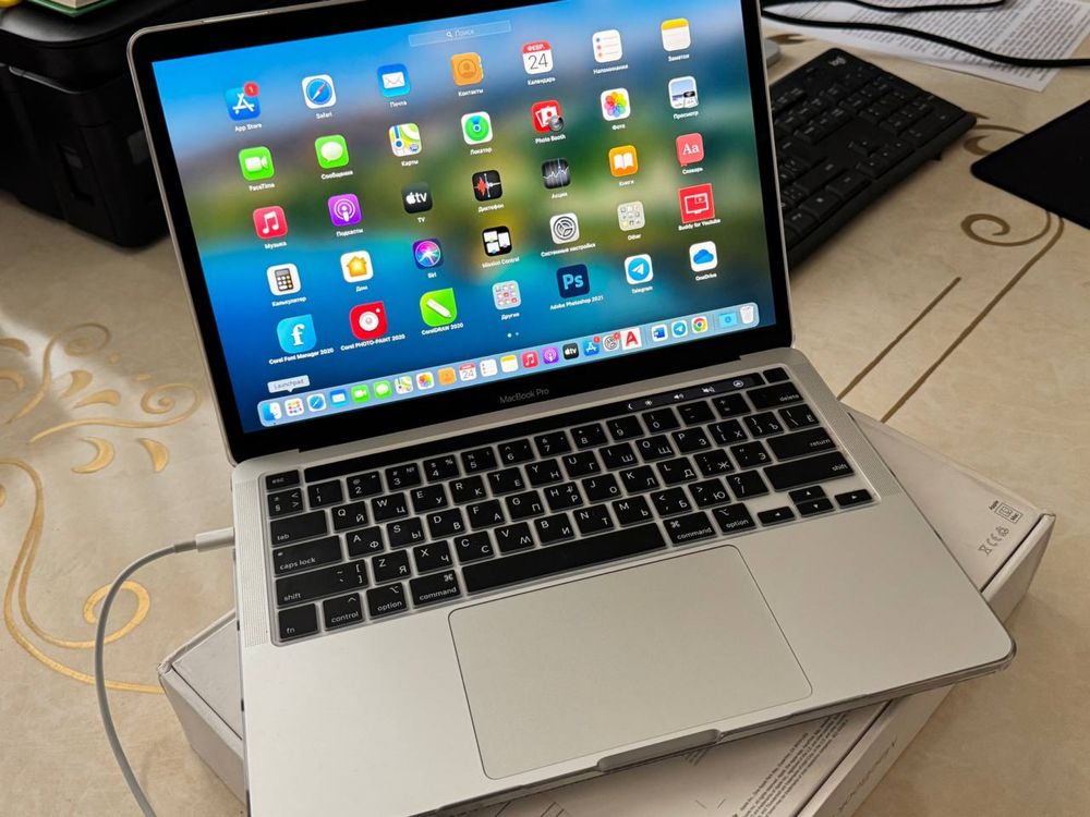 Macbook pro 13-inch 16 gb 512 gb