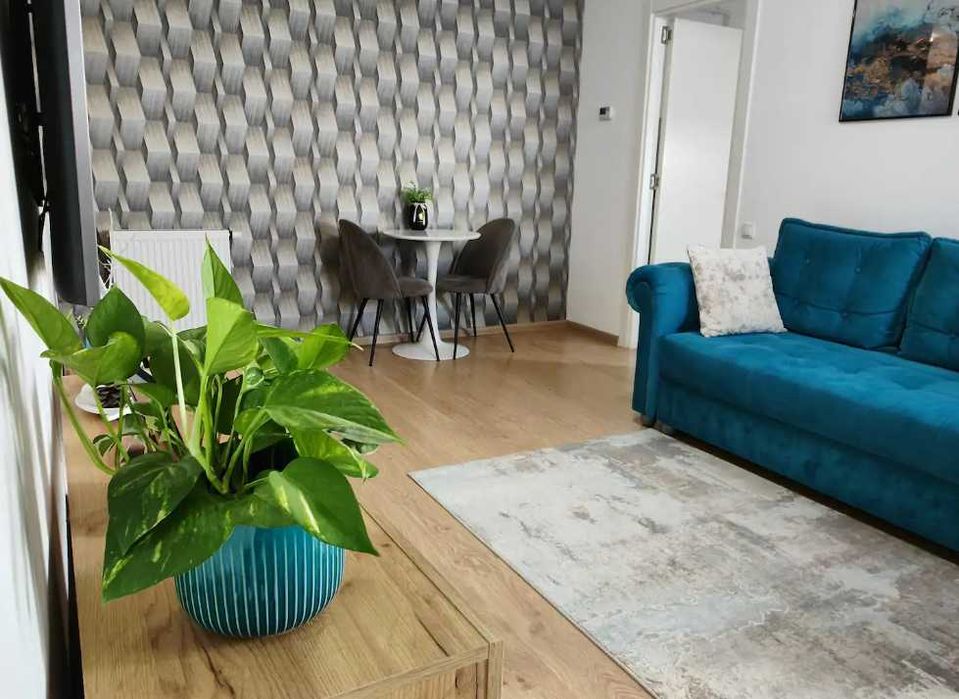 Дава се под наем Двустаен апартамент в Пловдив, Остромила - 61 кв.м за 306 € - Снимка #3