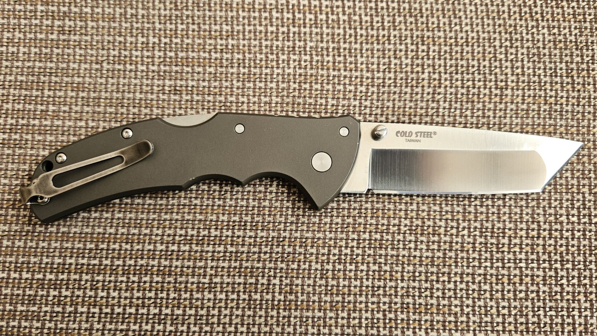 Нова по-ниска цена на сгъваем нож Cold steel Code 4 XHP tanto