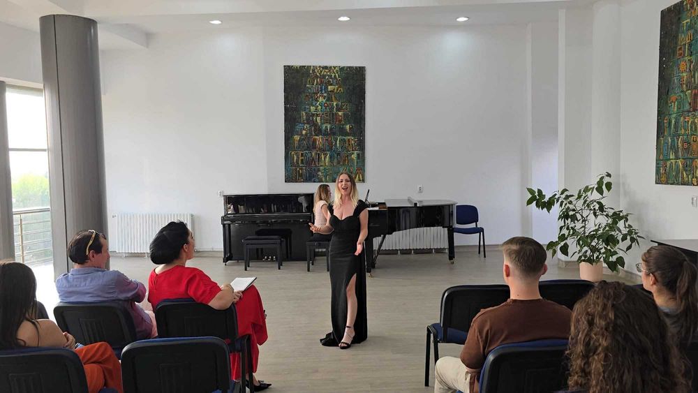 Lecții individuale de Canto pentru începători și avansați