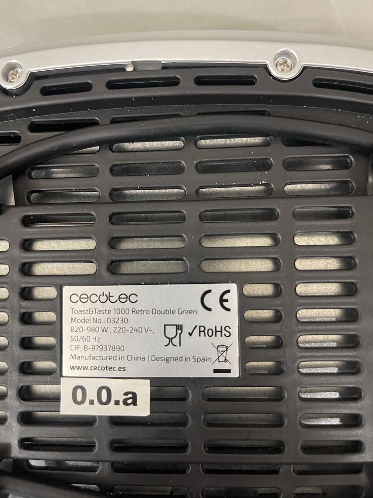 Тостер Cecotec Retro 1000