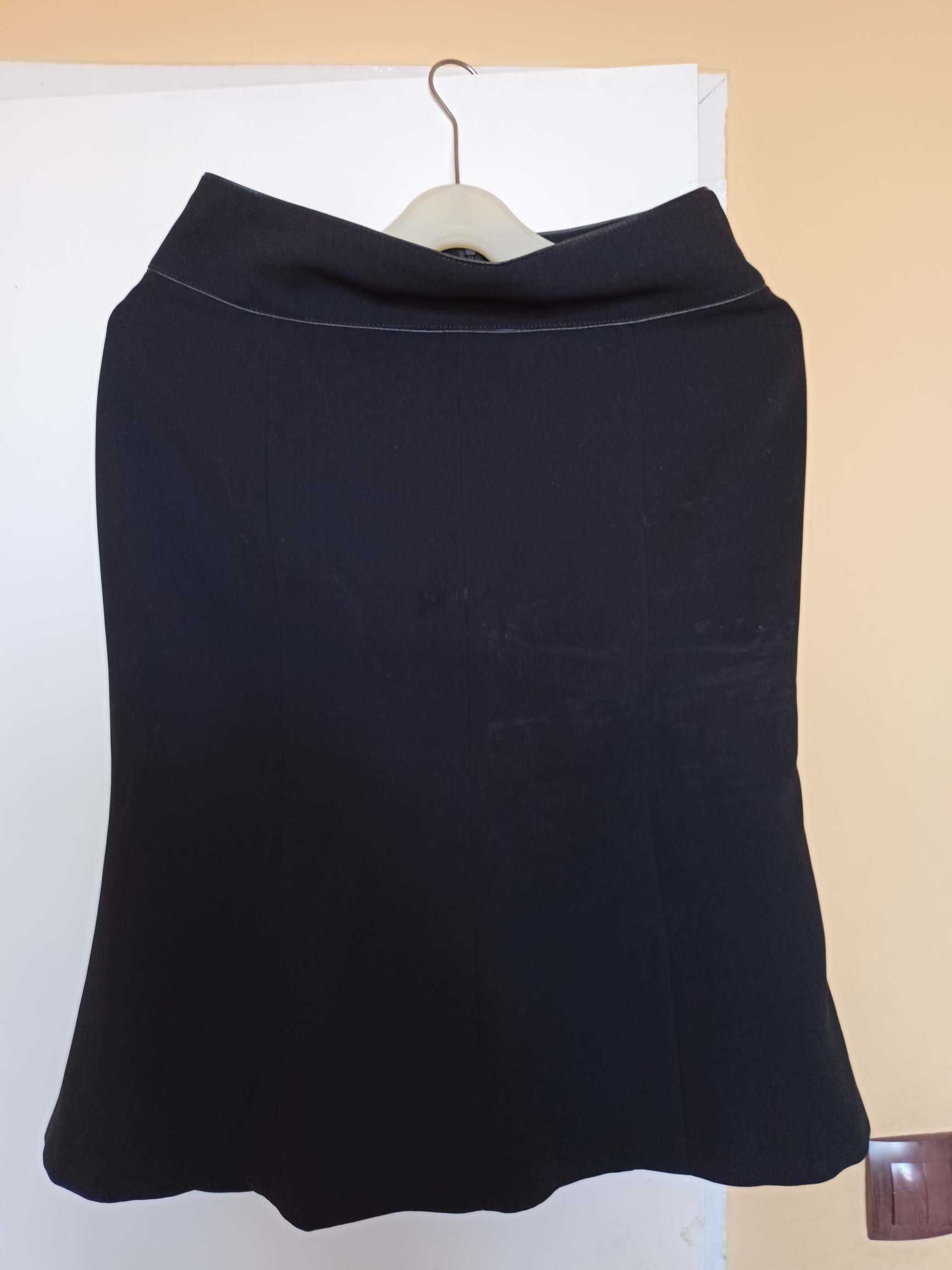 Елегантен дамски сет - сако и пола до коляното, черни, размер С-М