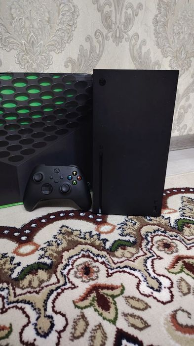 продам Xbox series X 1Tb идеальный состояние как новый
