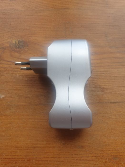 Зарядка для батареек.