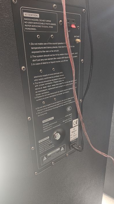 Големи караоке колони активни