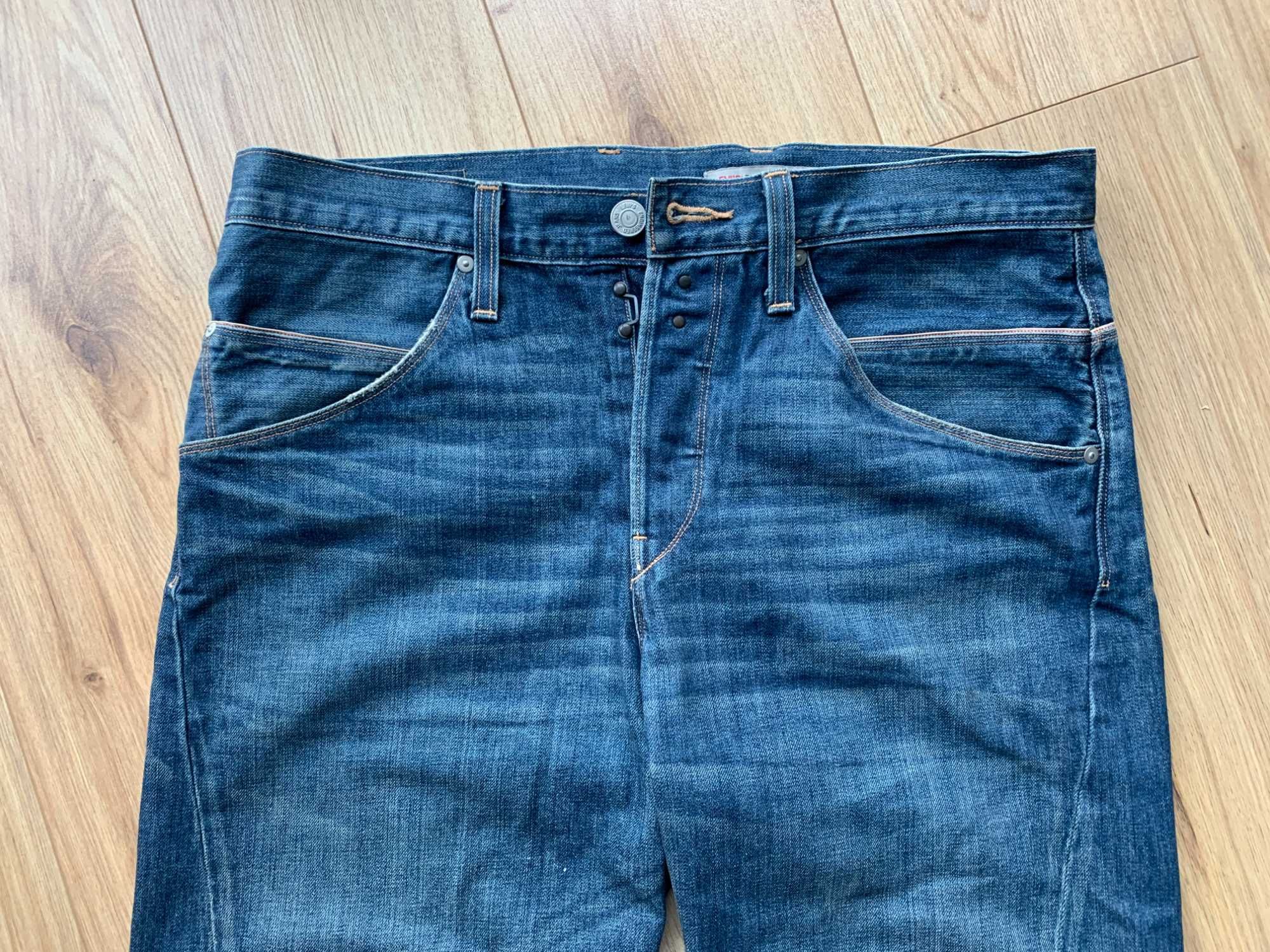 Blugi LEVI'S ENGINEERED W34 L34 (Stare Buna)