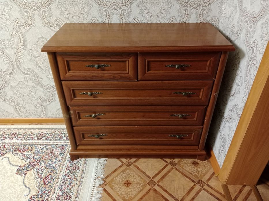 Продам комод состояние так себе