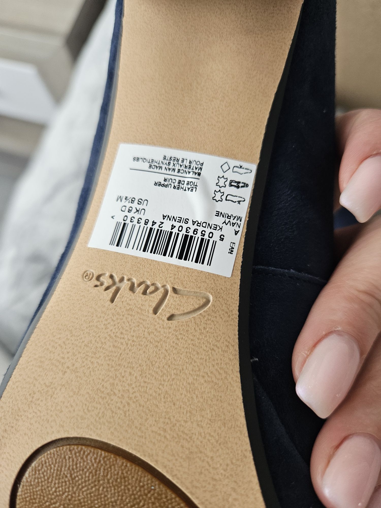 Clarks официални сини велурени обувки 39 номер 25.5см нови в кутия