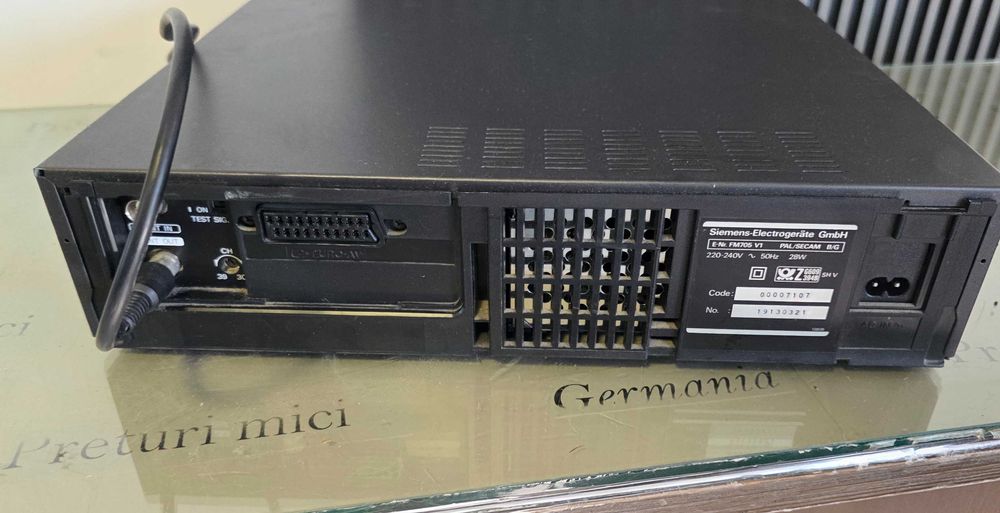 VHS/Video player Siemens FM705 - import Germania