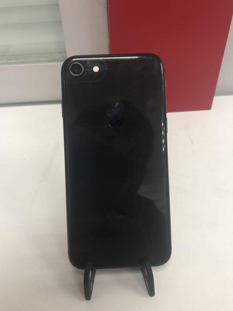 Iphone 8, черный.