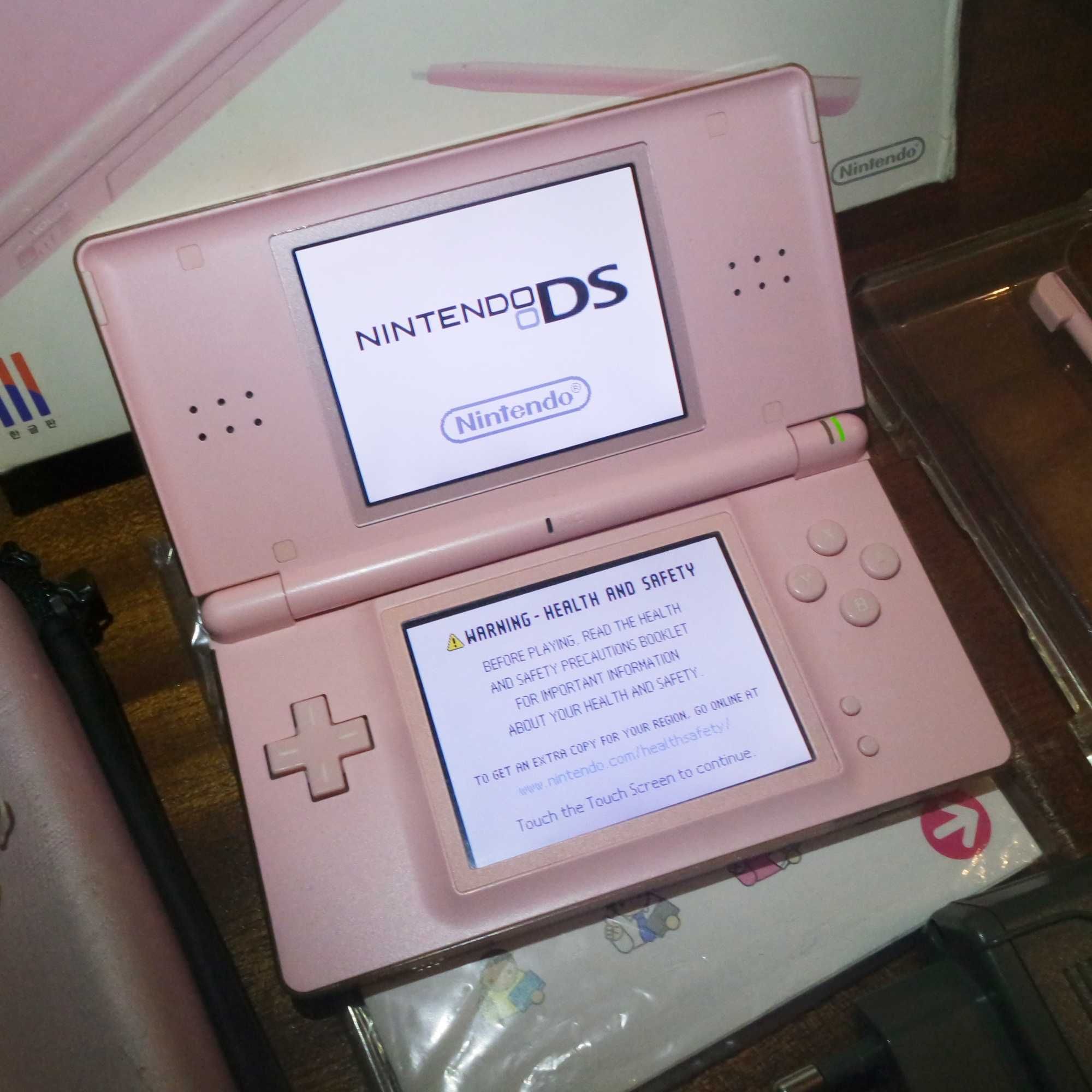Nintendo DS Lite