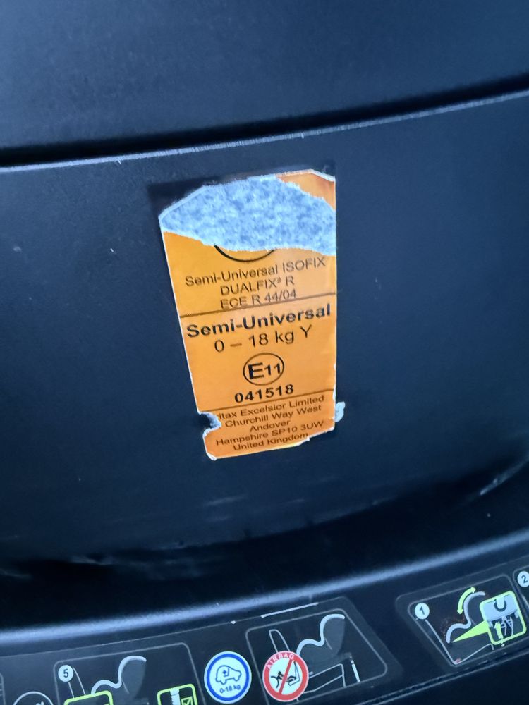 Britax Roumer Dualfix R столче за кола