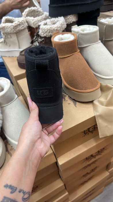 Ghetute UGG 40 si 41