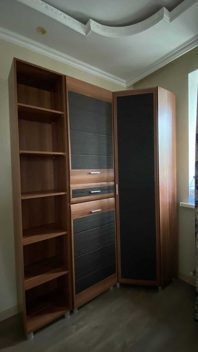 Продам 2 шкафа в отличном состоянии