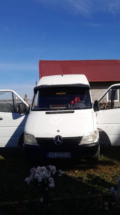 Vând Merces Benz Sprinten