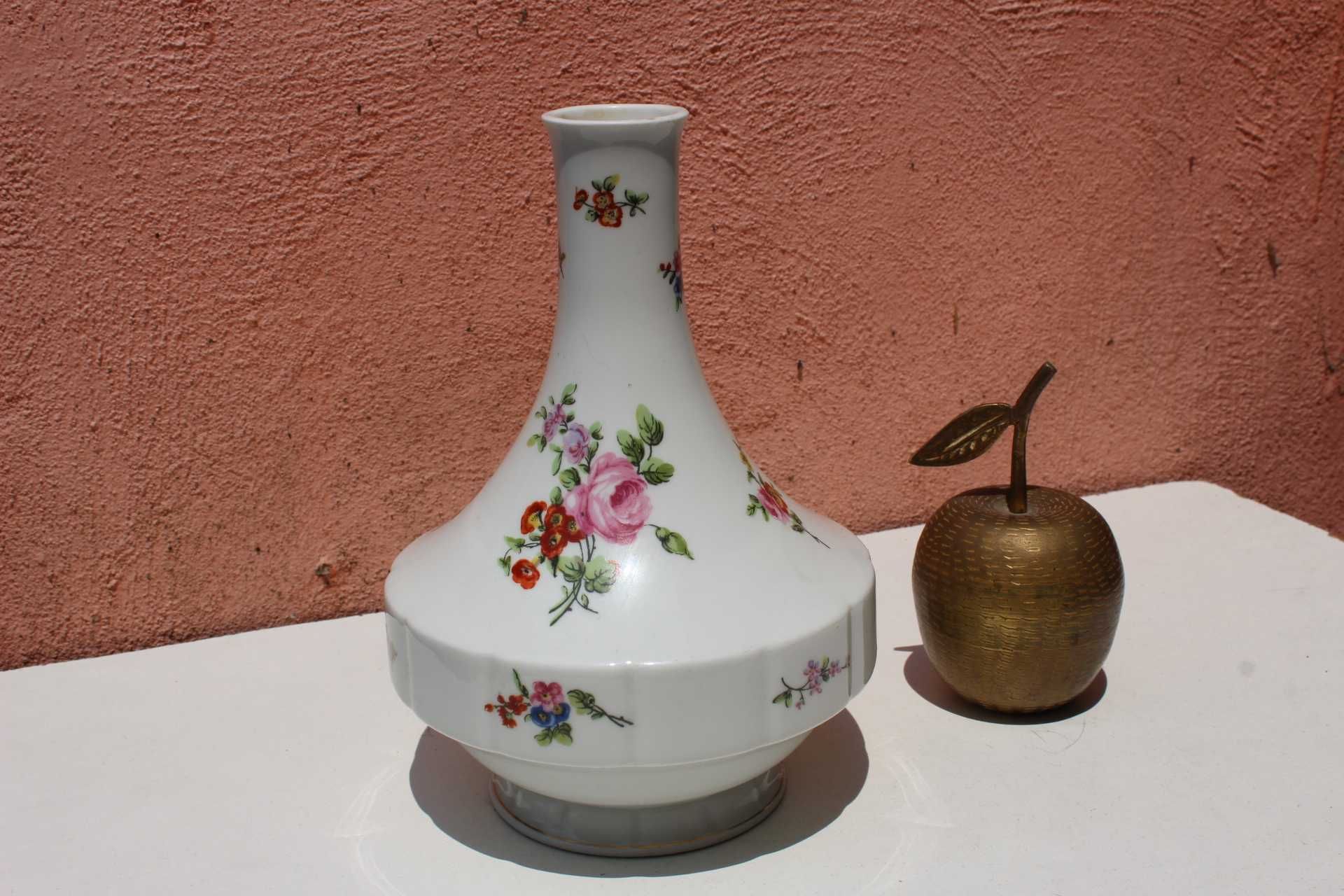 Vaza portelan colectie HAVILAND LIMOGES Chantilly, floral, Franta