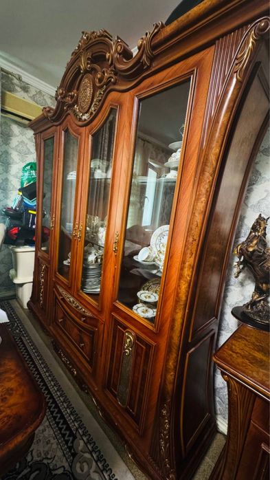 Мебел для зал очен хороший