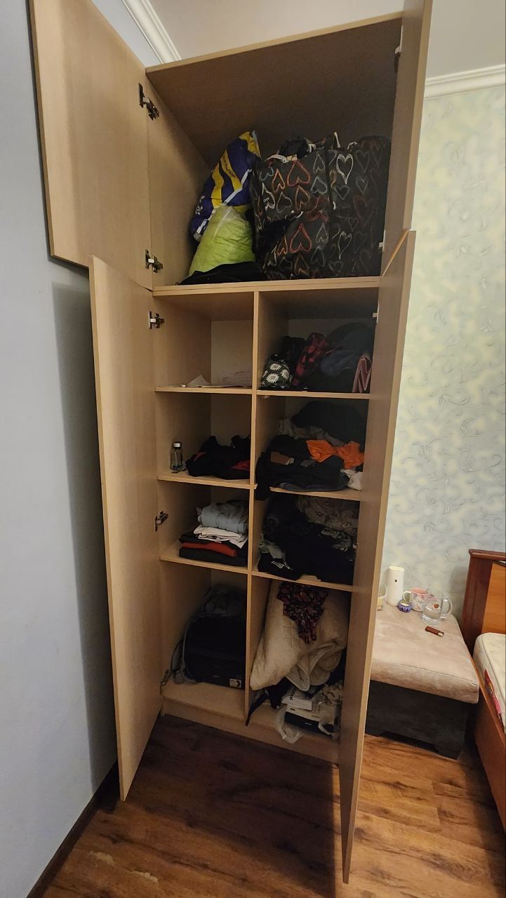 Продам срочно шкафы