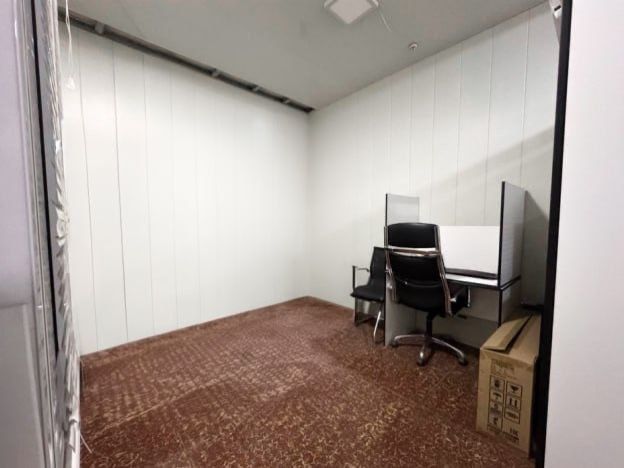 Продажа офис в центре города цокольный этаж