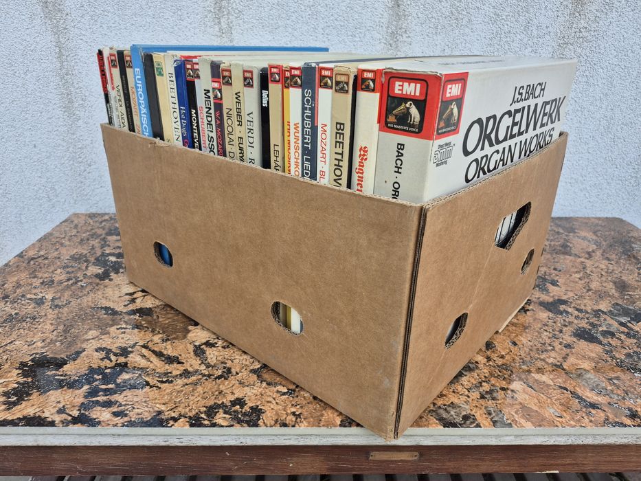 Vând 150 Discuri Vinil colectia EMI HIS Master's Voice muzica clasica