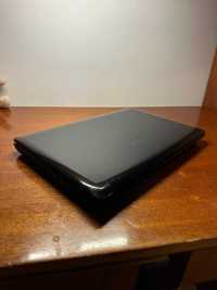 laptop asus x52j, quadcore i5, ram 4 gb, 2 placi video , hdd 500 gb