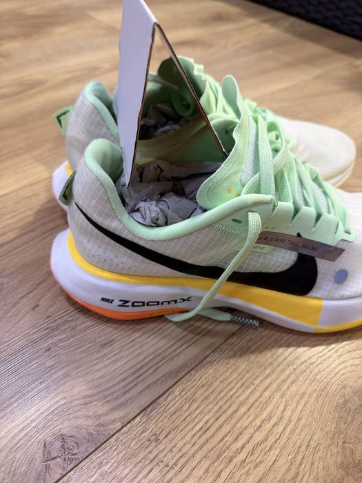 Nike ZOOMX -номер 42